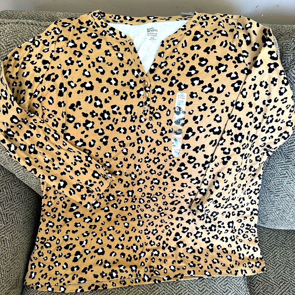 Kim Rogers NWT Leopard print shirt Sz XXL